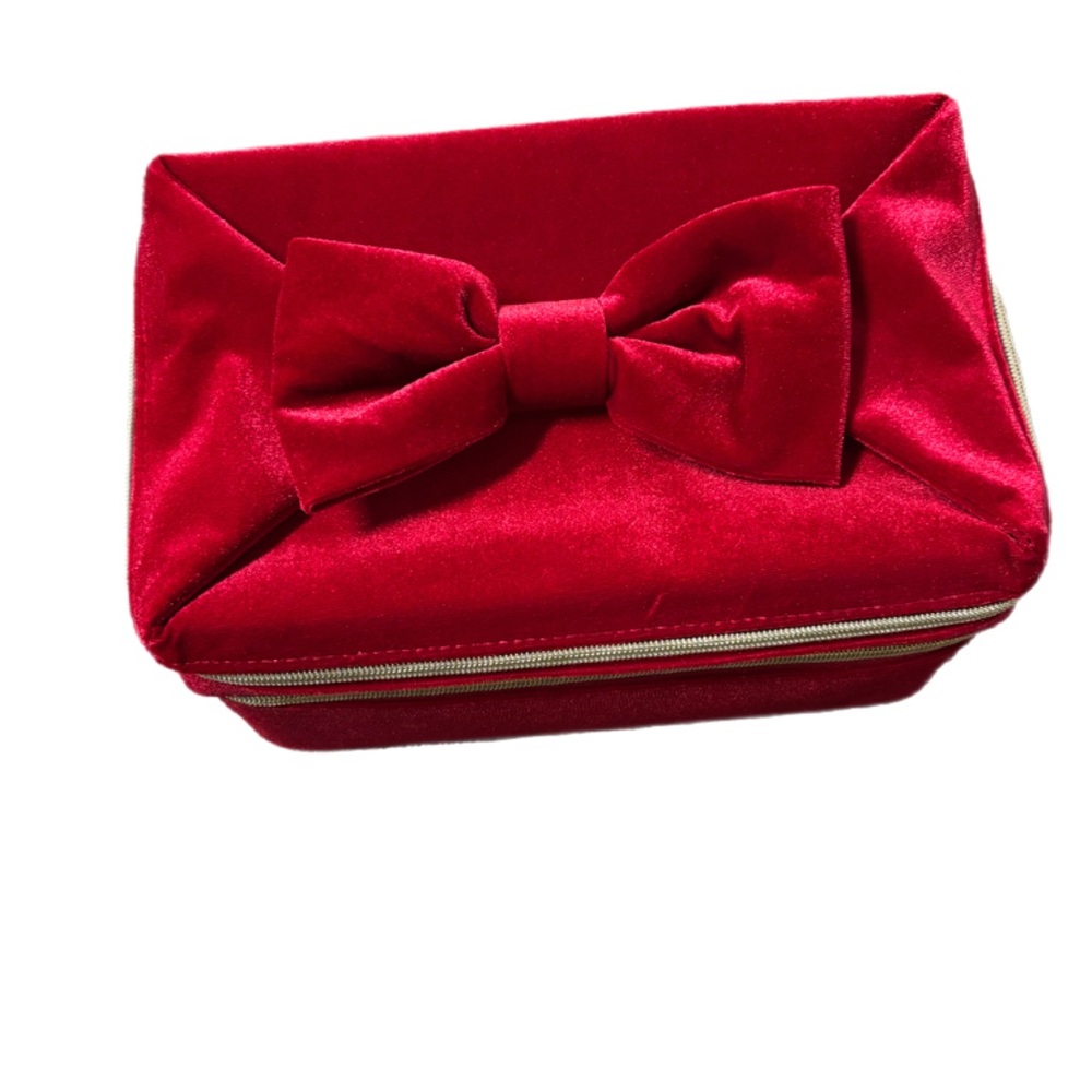 Elegant Red Velvet Case with Bow